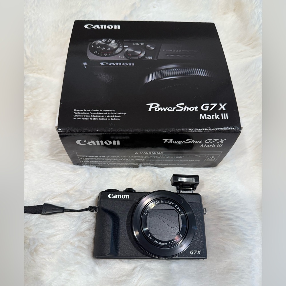 Canon G7X Mark III